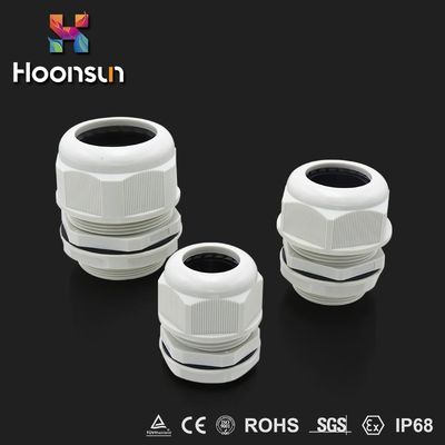 M25 เกลียวกันฝุ่นกันน้ำ IP68 Nylon Cable Gland พร้อม Balck สีที่กำหนดเอง
